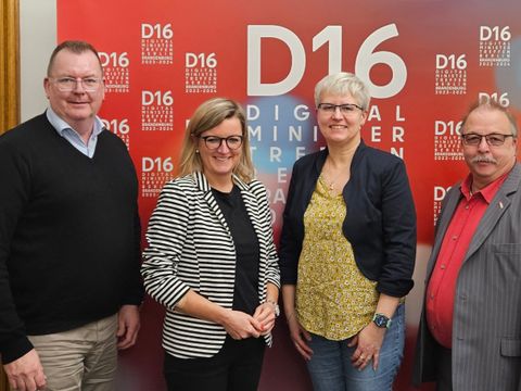 Herr Thomas Hutchison, Frau Martina Klement, Frau Claudia Lemke, Herr Stefan Koch