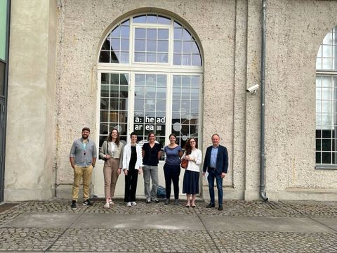 Gruppenbild von 7 Personen