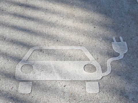 Teaserbild Fachstandard E-Ladesäulen