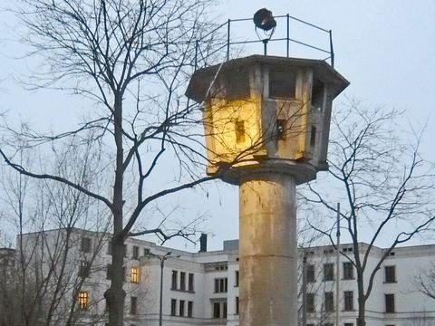 Beobachtungsturn Erna-Berger-Straße