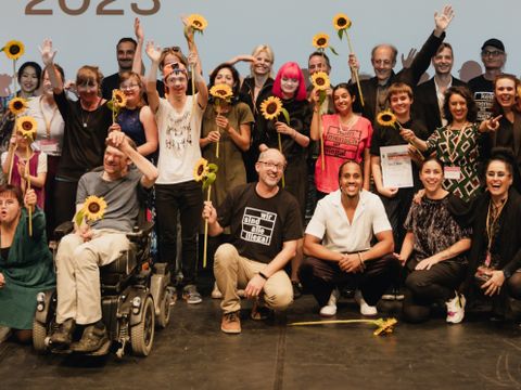 Gruppenbild der Preistragenden des Berliner Präventionspreises 2023