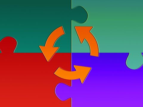 Puzzleteile und Pfeile