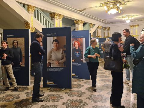 Eröffnung der Wanderausstellung "Pankows Partnerstadt Riwne – Persönliche Berichte vom Alltag im Krieg" im Rathaus Pankow, 22.02.2026