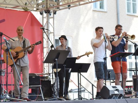 Kunstfest Rock Pop auf der Bühne