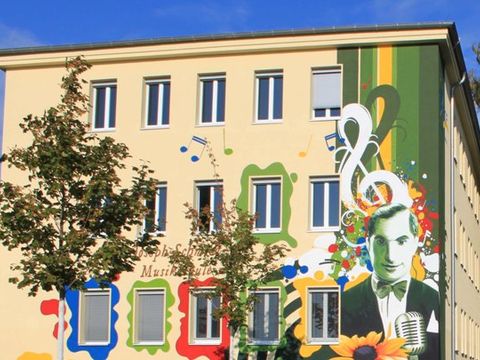 (Bild: Joseph-Schmidt-Musikschule)