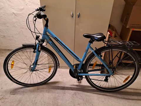 Blaues Damenfahrrad