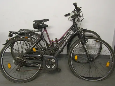 Schwarzes Damenfahrrad