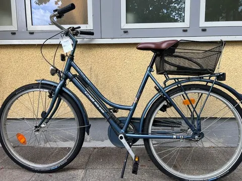 Blaues Damenfahrrad