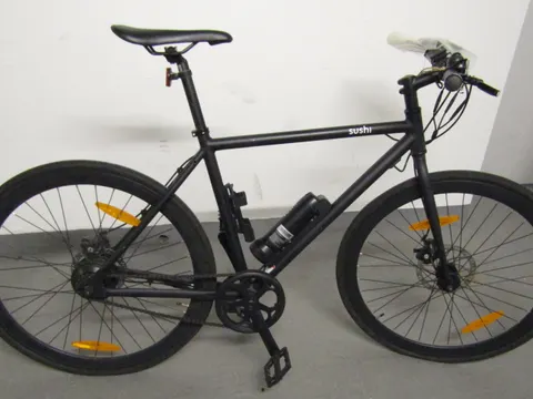 Schwarzes E-Bike