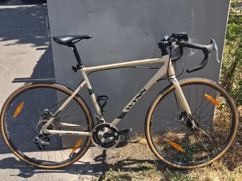 Beiges Herrenfahrrad