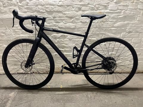 Schwarzes Herrenfahrrad