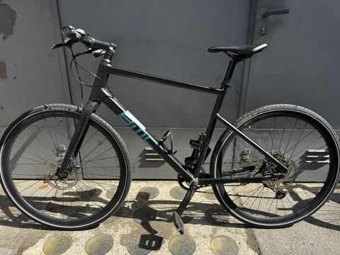 Schwarzes Mountainbike