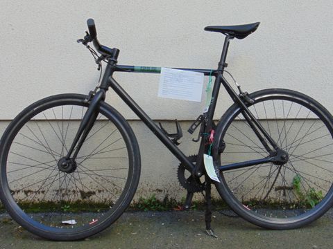 Graues Herrenfahrrad
