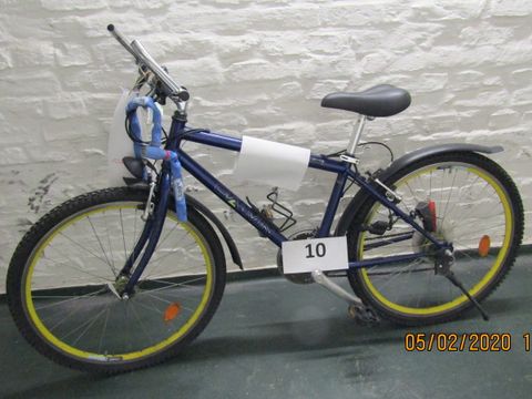Dunkelblaues Kinderfahrrad