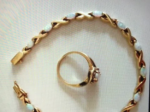 Armband mit Ring