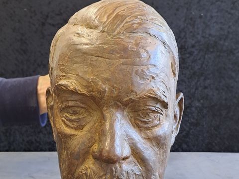 Männliche Büste