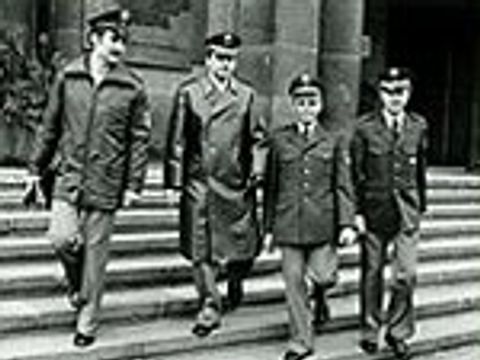 Neue Uniform West-Berlin