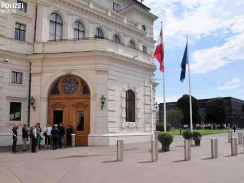 Sperrmaßnahmen rund um das Regierungsviertel