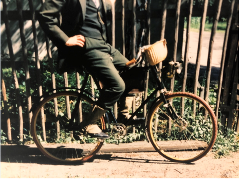 Historisches aufwendig restauriertes Niederfahrrad