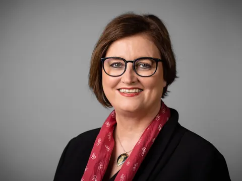 Dr. Ina Czyborra