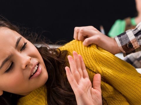Schülerin wehrt Gewalt ab