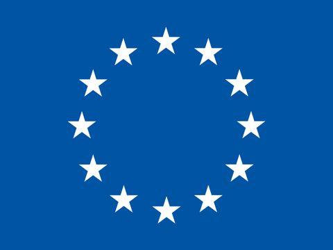 Flagge der EU weiß, blau, Sternenkrenz auf blauem Untergrund