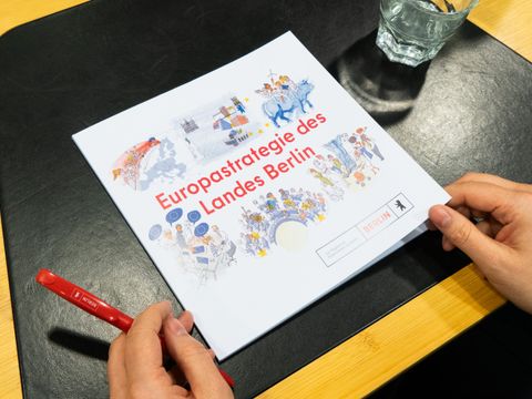 Deckblatt der Berliner Europastrategie