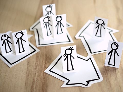 Darstellung Familie auf Papier