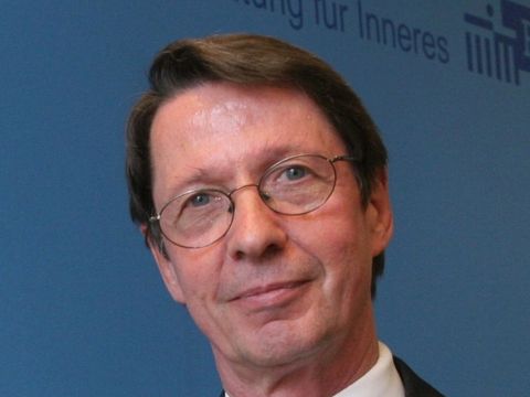 Ehrhart Körting