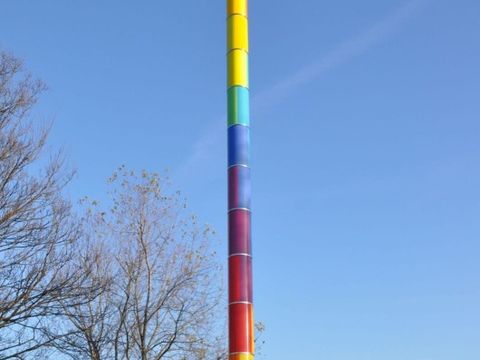 „Zwei farbige Säulen“, Künstler: Max Bill