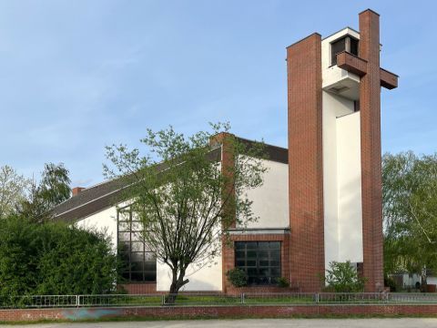 Heilig Kreuz-Kirche