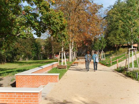 Im Schlosspark Buch