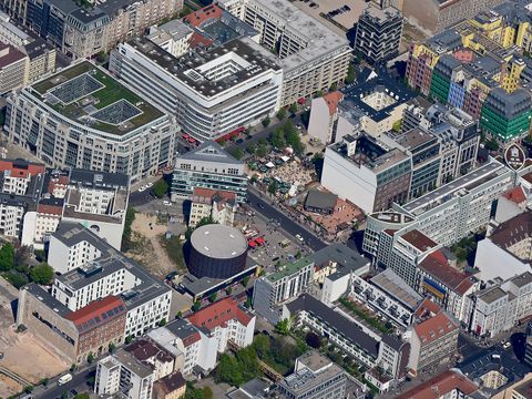 Checkpoint Charlie 2016