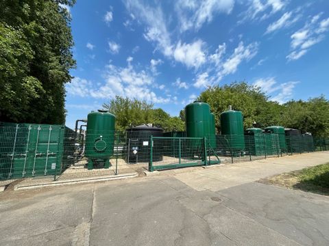 Ansicht Grundwasserreinigungsanlage (Bild: SenMVKU)