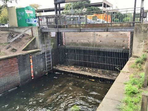 Schutzgitter Pankedüker Chausseestraße (Bild: Voigt Ingenieure GmbH)