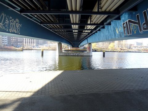 Nordhafenbrücke Unteransicht (Bild: SenMVKU)