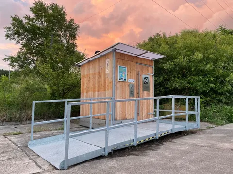 Klimafreundliche Parktoilette