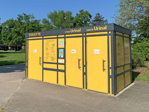 Autarke Trockentrenntoilette von EcoToiletten (Bild: SenMVKU)