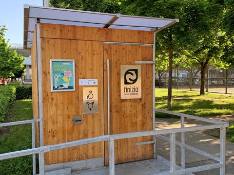 Autarke Trockentrenntoilette von Finizio (Bild: SenMVKU)