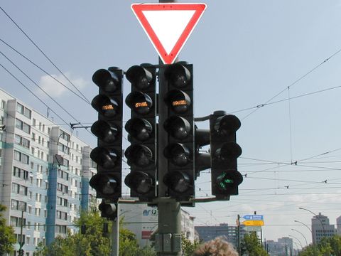 Ampel mit ÖPNV-Ampel