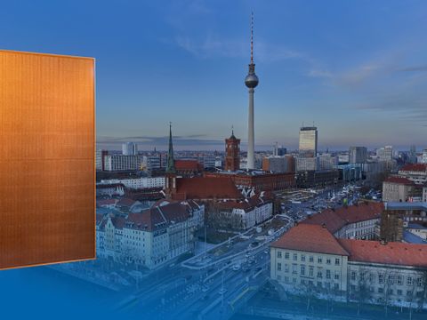 Farbige Photovoltaikanlage für das Bundesministerium der Verteidigung