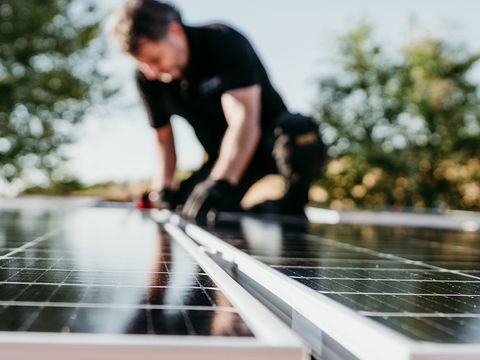 Installation von Solarpaneln