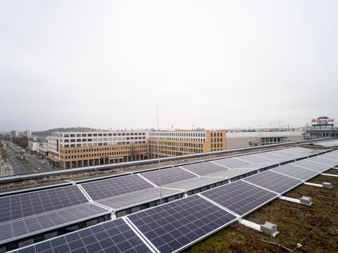Alice Solomon Hochschule mit Solardach