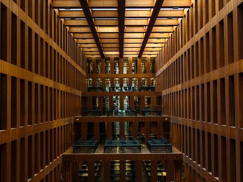 Bibliothek, Holverkleidungen