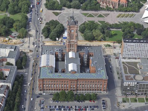 Rathaus von hinten