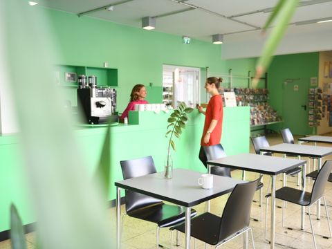 Erdgeschoss mit Café
