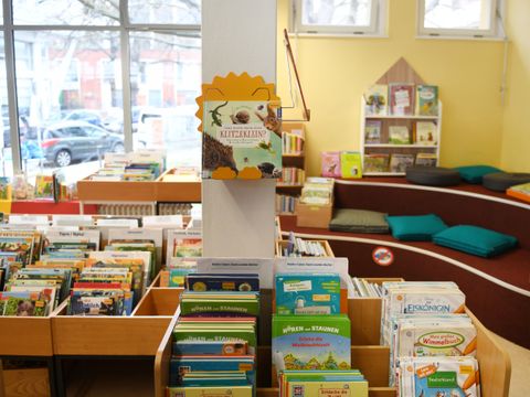 Innenansicht Bibliothek - Kinderbereich