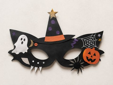 Halloween-Maske aus Papier in Katzenform mit Gruselgeist, Kürbis, Spinne und Zauberhut