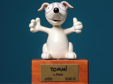 Abbildung eines Pokals des Tommi-Softwarepreises