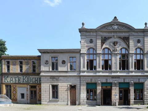 Bibliothek am Luisenbad